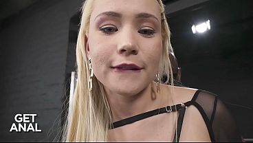 Bombshell Natasha Teen Got BBC in Her Beautiful Round Ass