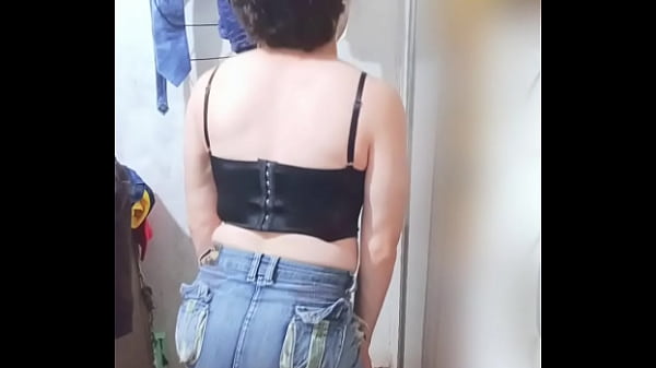 Download Video - I love wearing my denim mini skirt and shaking my ass