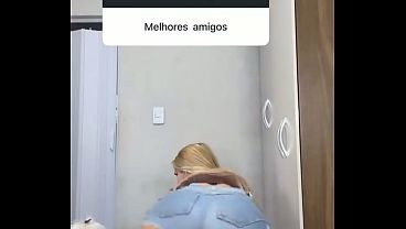 Compilation of a blonde girl twerking.