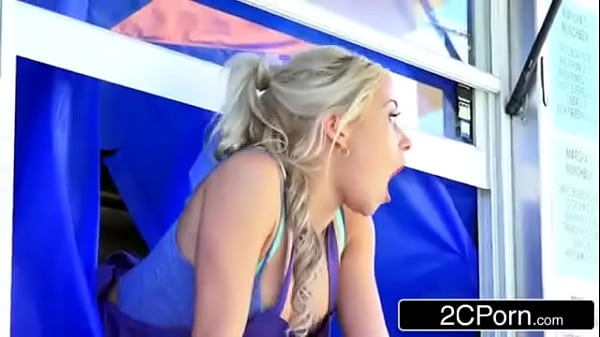 Download Video - hot blonde babe serving hot dogs and fucked same time