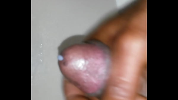 Numéro 1 Freak Toujours Cummin Bitches !!