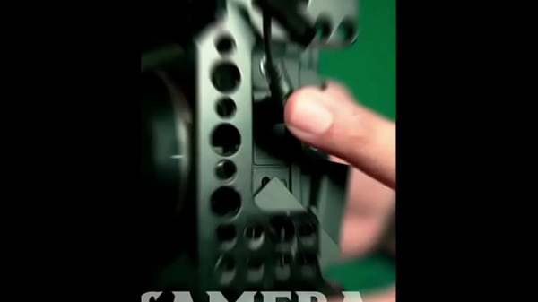 ENQUANTO MINHA MULHER FAZIA COMPRAS NO SHOPPING, EU FAZIA A VIZINHA NOVINHA DE 19 ANOS GOZAR NA VARA! Bonnie E Clayd porn -