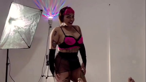 Seguindo a risca as ordens do meu f&atilde;. Adorei cada momento desse v&iacute;deo