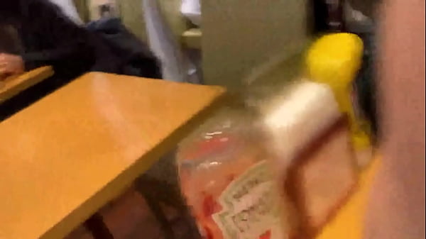 [Amateur Pov] Beautiful slutty madam who doesn't seem to be satisfied with her husband's sex. She had sex with a young boy she met on a matching app!