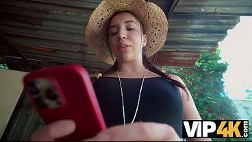 VIP4K. Everything's more fun with StepDaddy