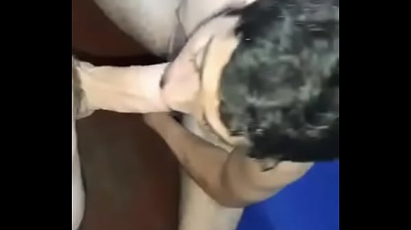 Mamando gostoso um pauzão