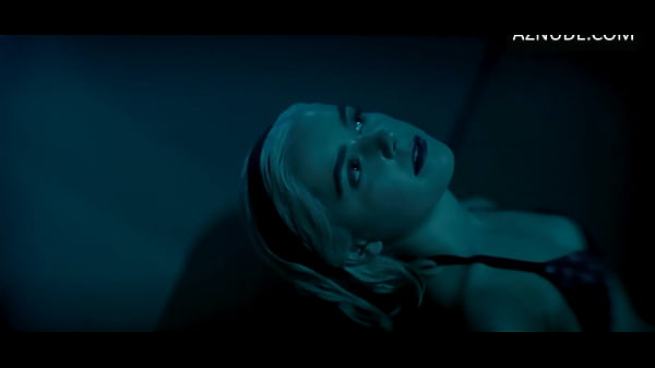Kiernan Shipka Bikini Scene in Chilling Adventures Of Sabrina