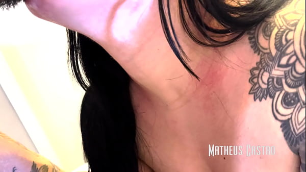 Download Video - MINHA VIZINHA VEM ME VISITAR ENQUANTO MINHA ESPOSA SAI PRA TRABALHAR - TEASER - COLLAB GEISY SILVA