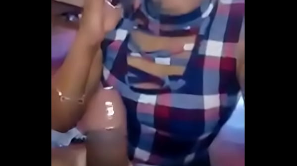 Download Video - mexicana infiel mamando verga y cornudo le llama por celular