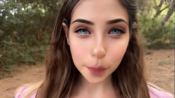 Download Video - Espero que mi novio no vea estos videos &comma; porque los graba mi padrastro cuando estamos solos &comma; mi padrastro me da duro con su polla de viejo sin condon y me da mucho placer