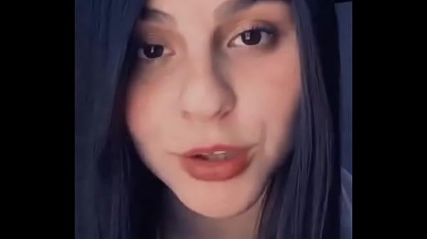 Name of this bitch? nombre de esta puta?