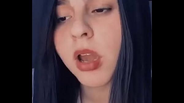 Name of this bitch? nombre de esta puta?