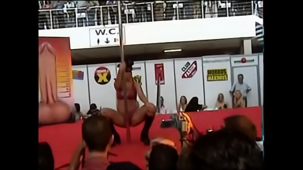 Barcelona erotic porn festival 2003 - Tania -Striptease integral xxx