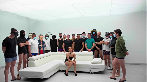 Bts (no cuts) from Marina Gold, 22 guys, Cum in...