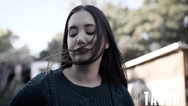 Download Video - Gia Paige&comma; Avi Love&comma; Silvia Saige In Family Vacation