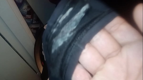 Smelling Dirty panties
