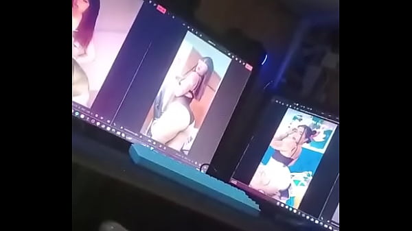 Me conciento con fotos de una desconocida.