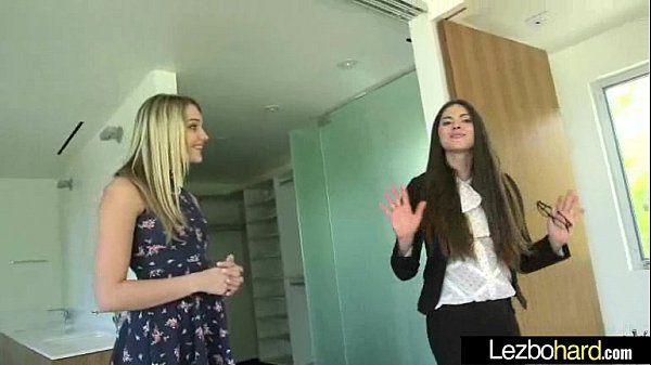 Download Video - Hot Sex scne With Lesbians Girl On Girl &lpar;Kenna James & Aspen Rae&rpar; video-21