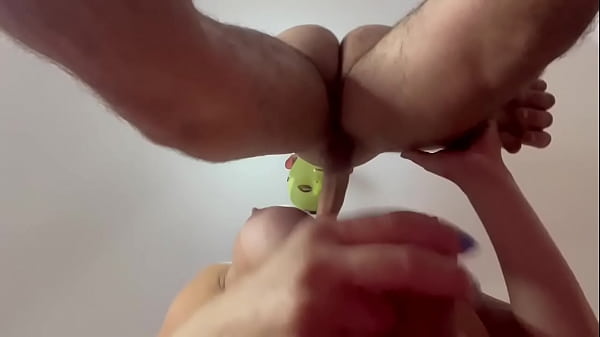 Safado n&atilde;o aguentou a chupada e gozou muito