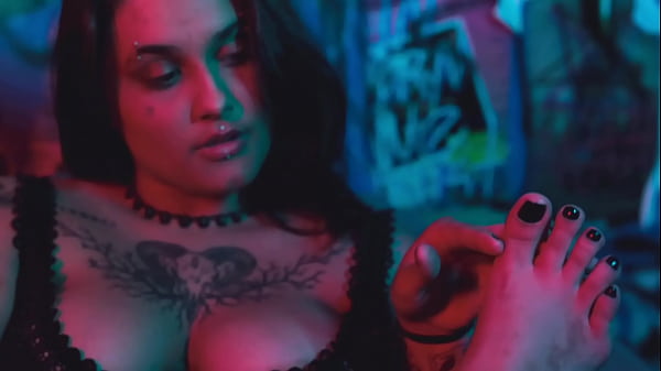 Perfect Feet & Toes Sucking