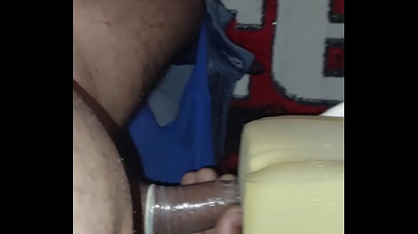 Download Video - I fuck the mattress with a condom and ejaculate sperm