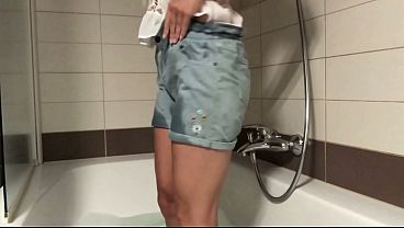 My new wet jeans - fetish