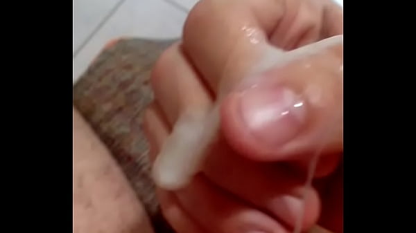 Download Video - Pau grosso soltando muita porra