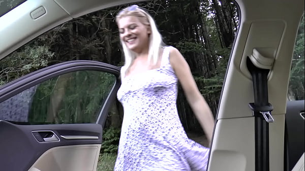 THE PISSING SLUT - episode 3