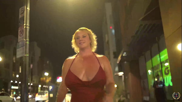 Exhibicionist Blonde Slut Cameron Skye Being Dicked By Rome Major!