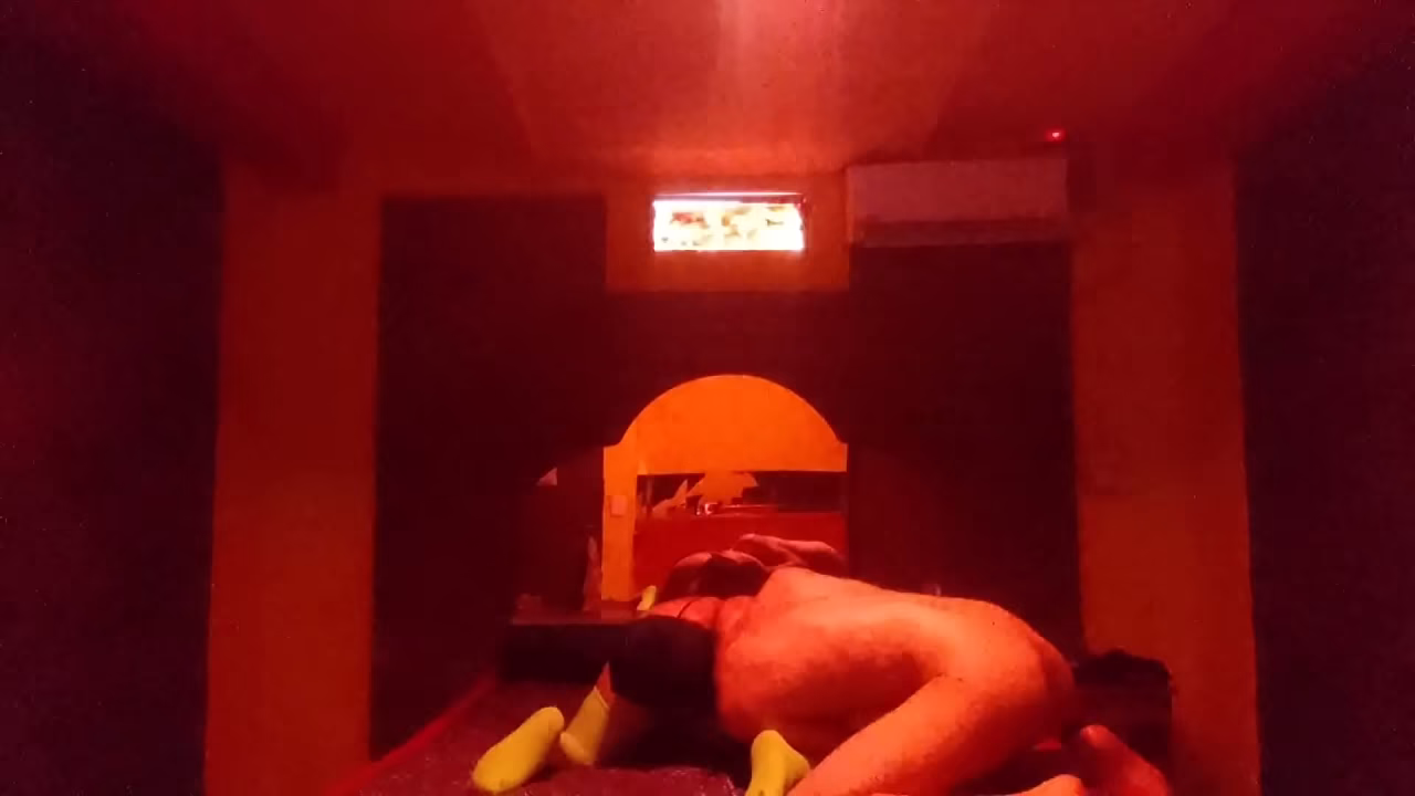 Le chupo la cola y vagina en motel