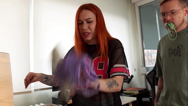 Hot Maid Gets Unexpected Bonus Before Leaving Work!