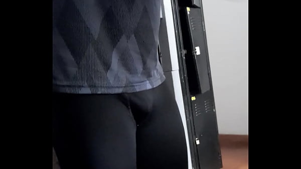 Ich Habe Das Pica Des Typen, Der Mir Ins Gesicht Gespielt Hat, Im Hostel Abgegeben