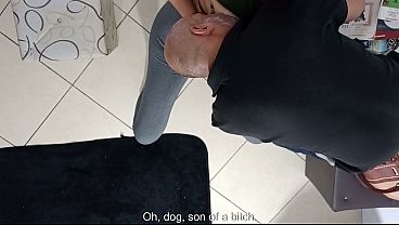 待合室はセックスをするのに良い場所だ。