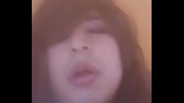Layla masturbándose
