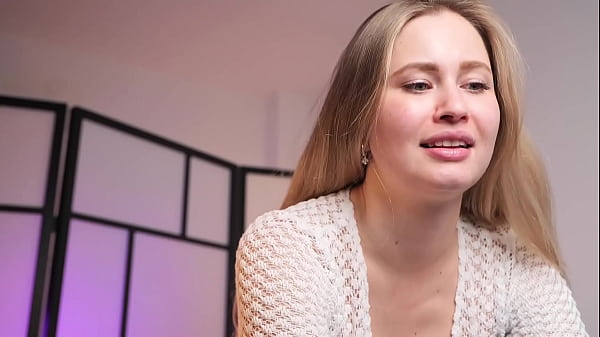 Sexy moves of Stella Cardo before getting fucked