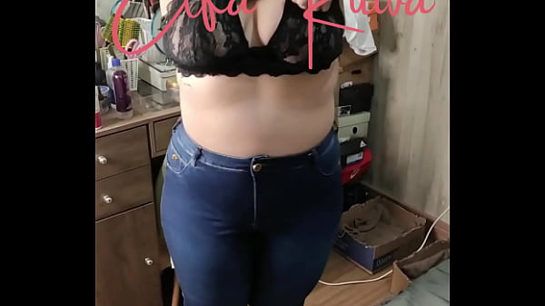 I choose a fan to fuck and my cuckold give me to him
