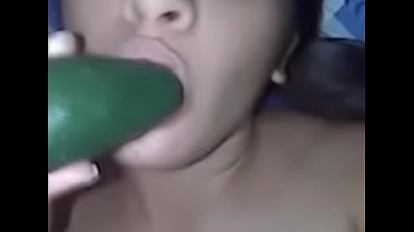 Download Video - Mi amiga y Su pepino