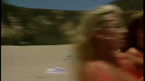 The Baywatch girls have fun after work and will get fucked - watch out boys