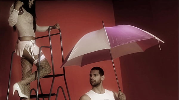 Big Boobed Jodi James Gets Covered In Chocolate To Fuck