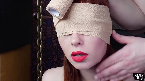 Alexa Nova gagging