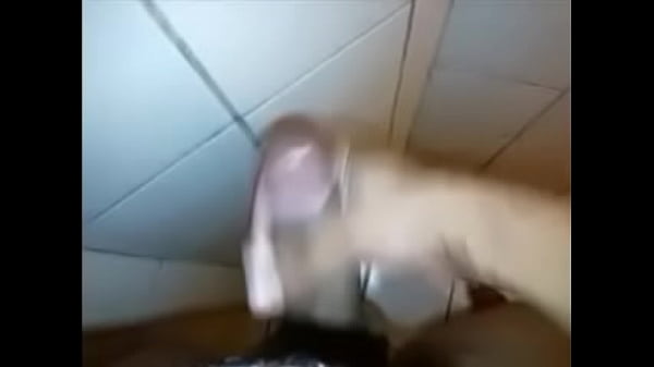 Download Video - Gozando com a punheta