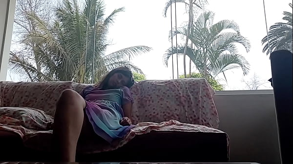 Download Video - Mi sobrina consentida se queda en casa&period; &iexcl; SE DESPERT&Oacute; CONFUNDIDA CON MI POLLA EN SU BOCA&excl; &iexcl;ESTA TAN SUAVE Y TIERNA QUE NO PUEDO EVITAR DEJARLE MI SEMEN ADENTRO&excl;Que rica boquita chiquita y esos pechitos peque&ntilde;os&period;