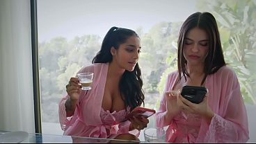 Download Video - WILD BBC ORGY ROSSA VAXX AND YASMINA KHAN VS 5 HUGE COCKS