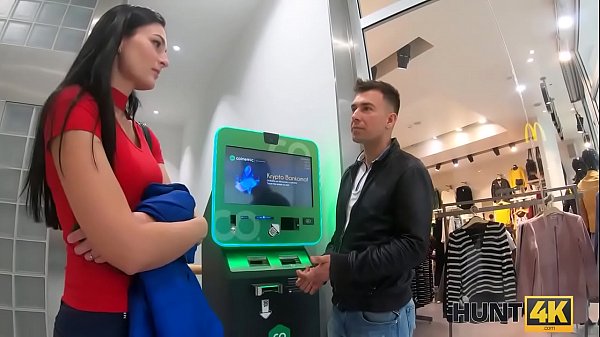Download Video - HUNT4K&period; Chick cant get her transaction so why she should