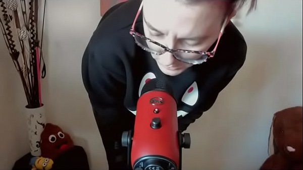 Great super fetish video hot farting come and smell them all with my Blue Yeti microphone