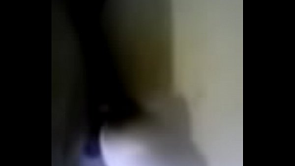 Download Video - &Icirc;mi place s&abreve; fiu penetrat anal perla spate de cel mai bun prieten al meu