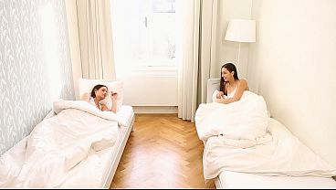 Clit Tongue Stimulation & Pussy Contraction Orgasm