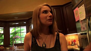 Ela Darling Gets Great Head From Sovereign Syre