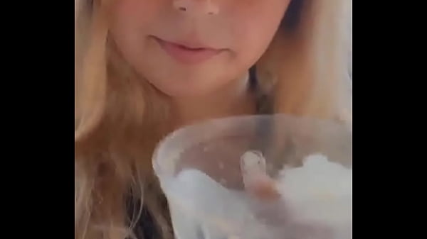 Download Video - Taco Bell Puking Girl