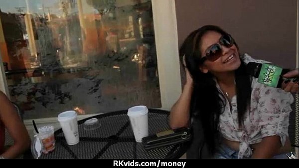Amateur lets the pussy talk 4